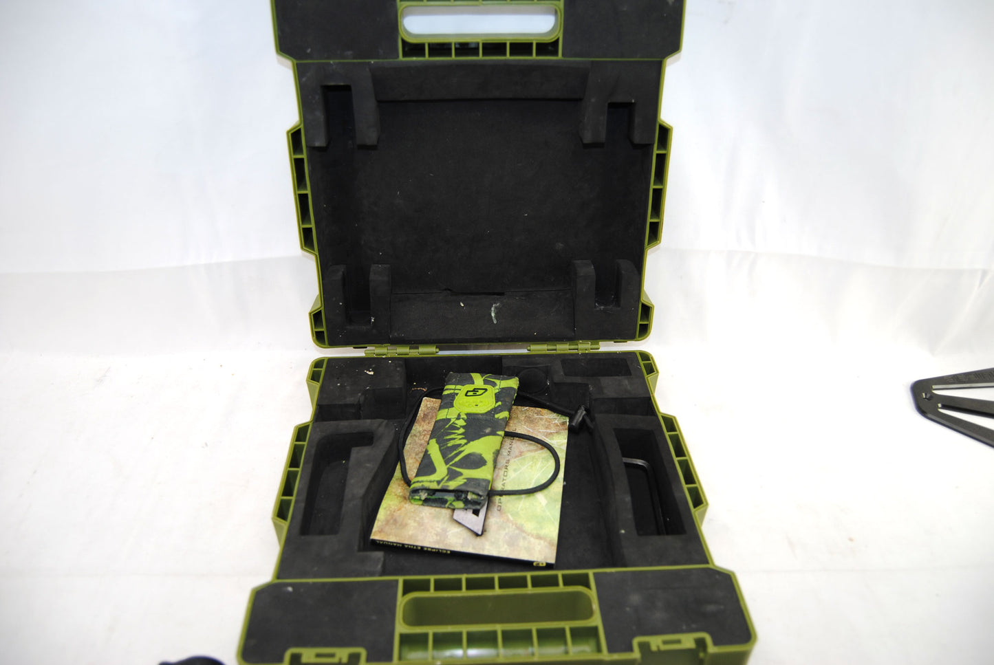 Used Planet Eclipse ETHA - Titan White