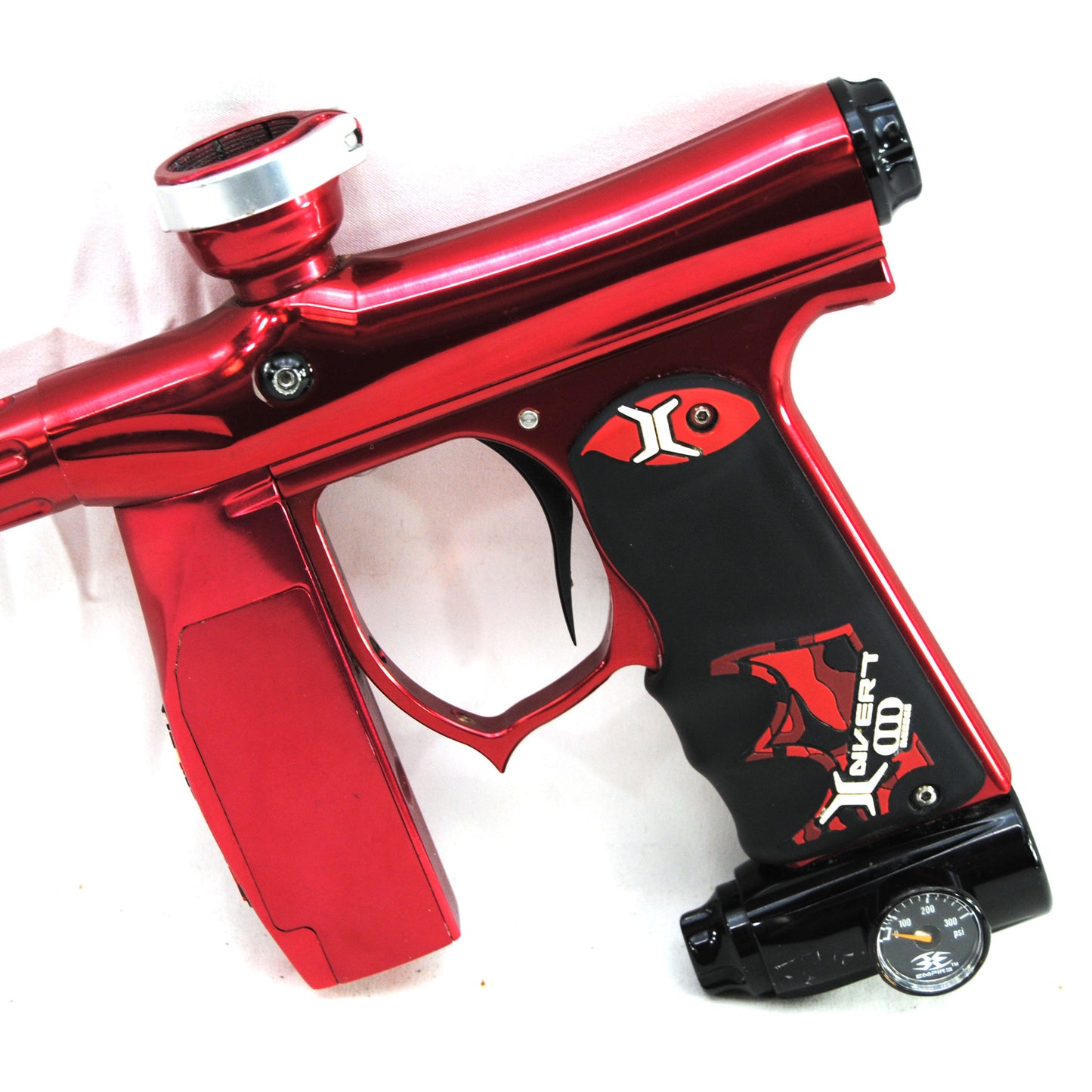 Used Empire Invert Mini - Gloss Red