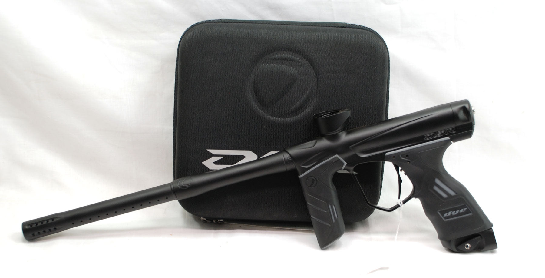 Refurbished Dye DSR Paintball Gun - Blackout Black/Black - DYE